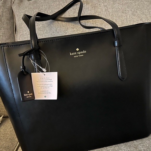 Kate Spade Tote - Picture 2 of 2